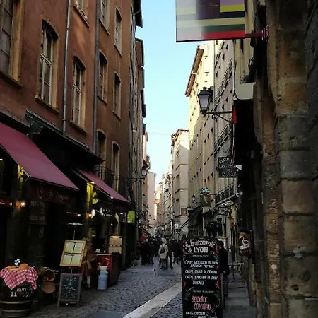 La Terrasse De St Jean Lyon