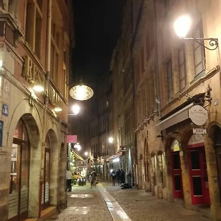 La Terrasse De St Jean *