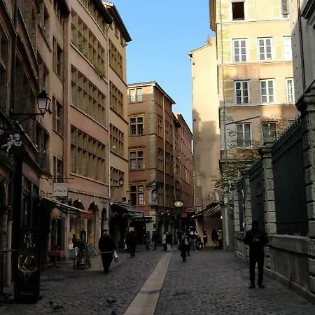 La Terrasse De St Jean